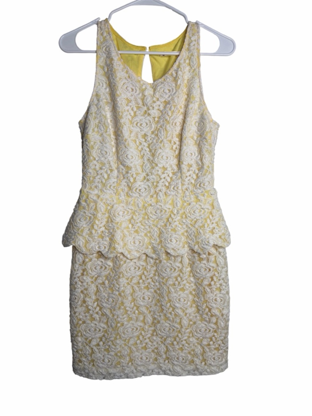 Chelsea & Violet Yellow Lace Floral Dress – Size M – Sleeveless Fit & Flare